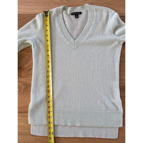 Sax Fifth Avenue 100% Cashmere Mint Green V Neck Sweater XS Old Money Soft Cozy - Picture 11 of 12